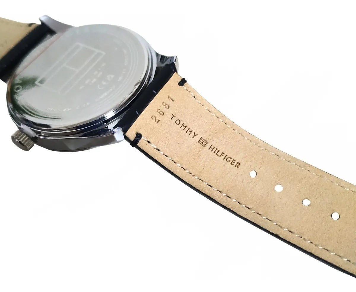 Tommy Hilfiger Analog 179 1922